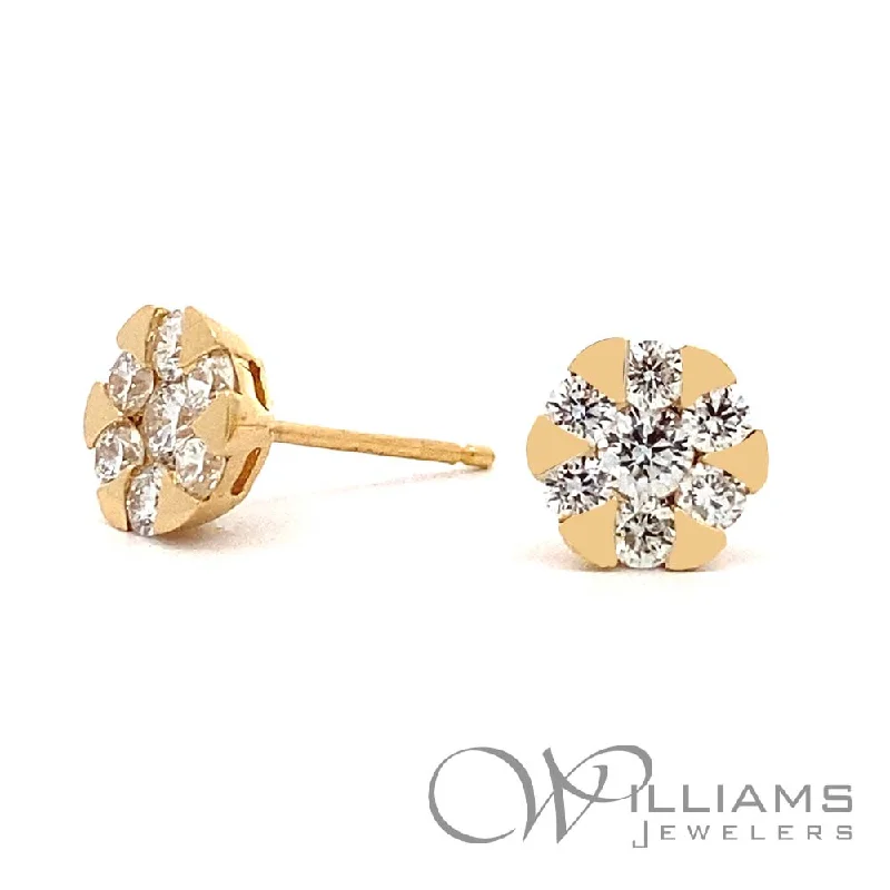 Williams Signature 18 Karat Diamond Earrings