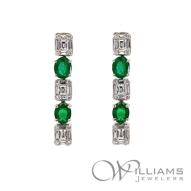 Williams Signature 18 Karat Emerald Earrings