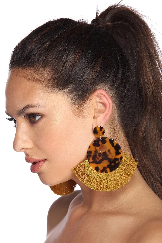 Wow Factor Fan Tassle Earrings