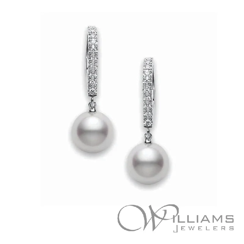 Mikimoto Classic 18 Karat Pearl Earrings