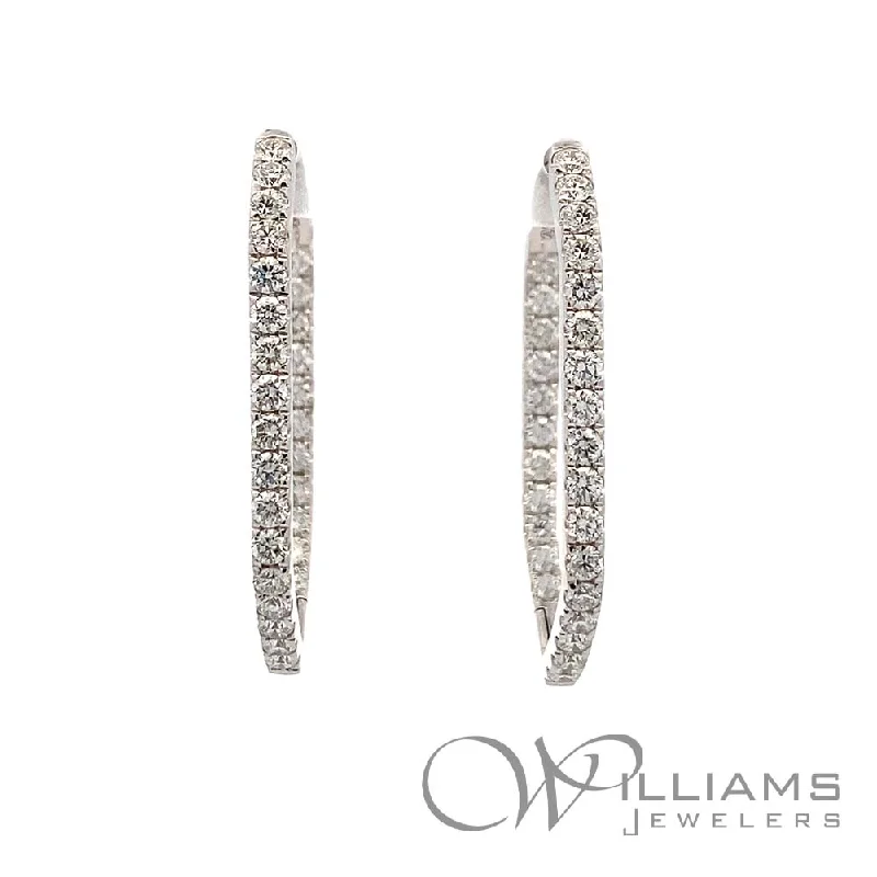 Williams Signature 18 Karat Diamond Earrings