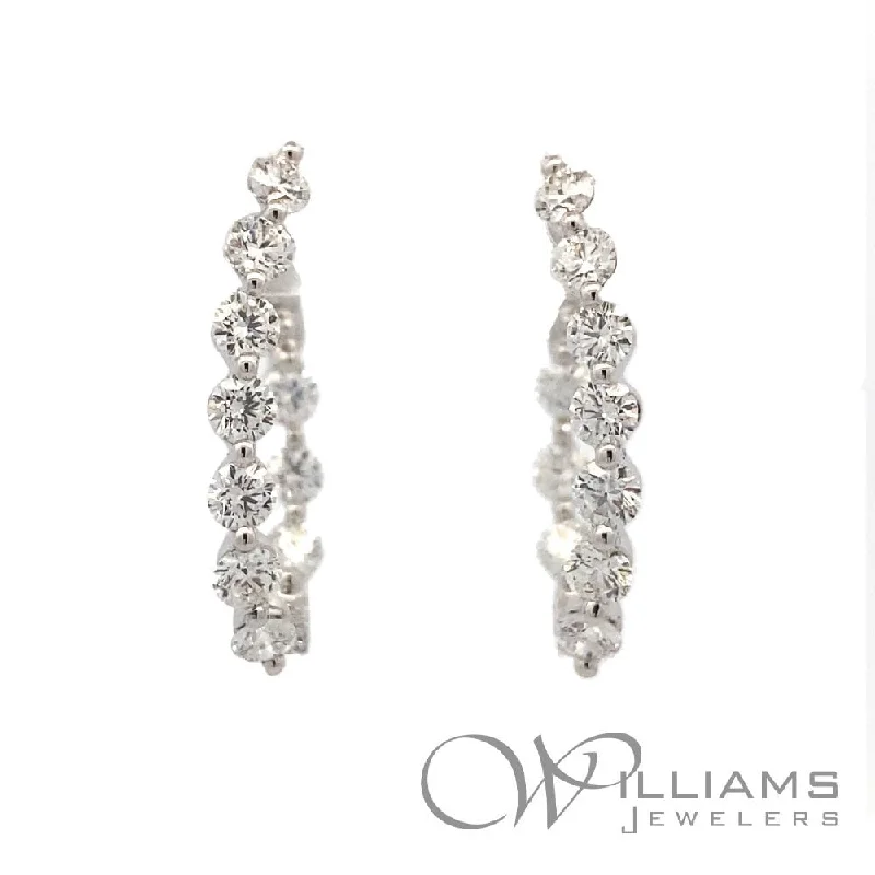 Williams Signature 18 Karat Diamond Earrings