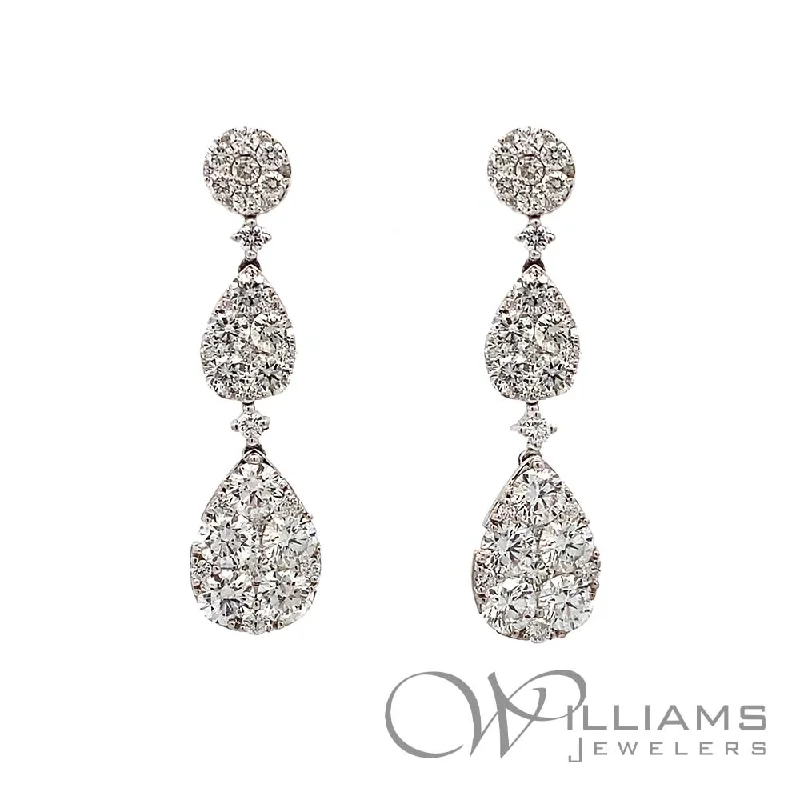 Williams Signature 18 Karat Diamond Earrings