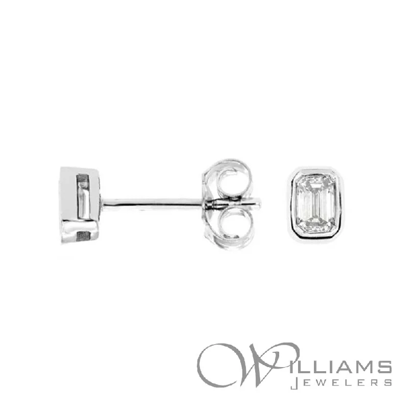 Williams Signature 14 Karat Diamond Earrings