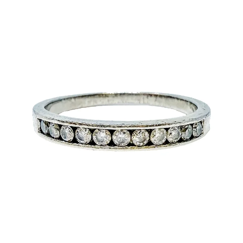 14K White Gold Ring with 11 Diamonds