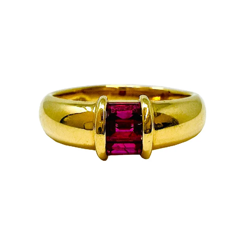 Tiffany & Co. Vintage 18K Gold Ruby Ring