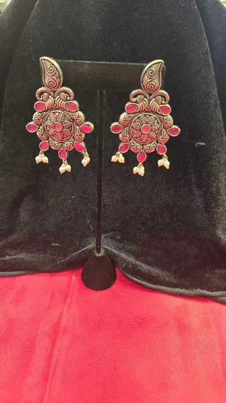 Flower Design Dark Pink Colored Earrings