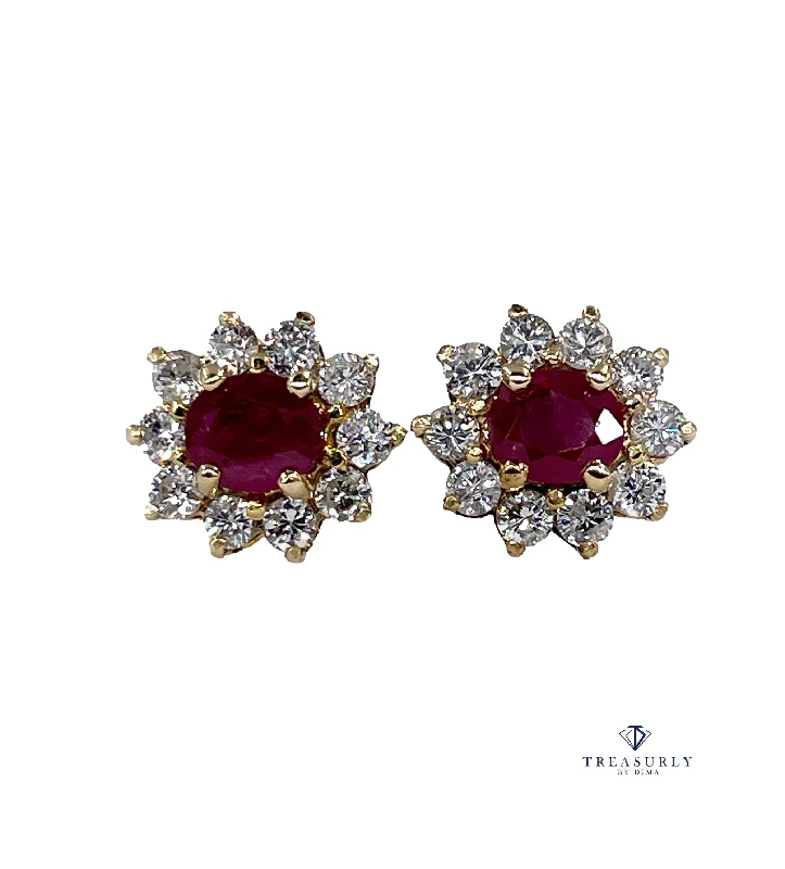 Estate Vintage 1.50ctw Oval Red RUBY & Diamonds 14K/18KYellow Gold Cluster Stud Post Earrings Ear Pendants