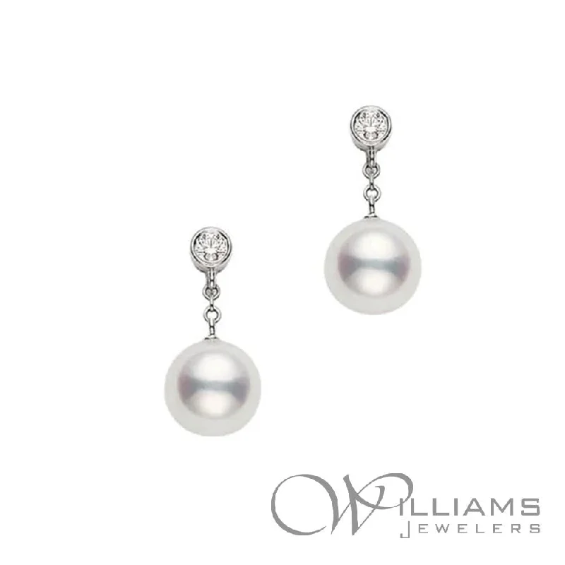 Mikimoto Classic 18 Karat Pearl Earrings