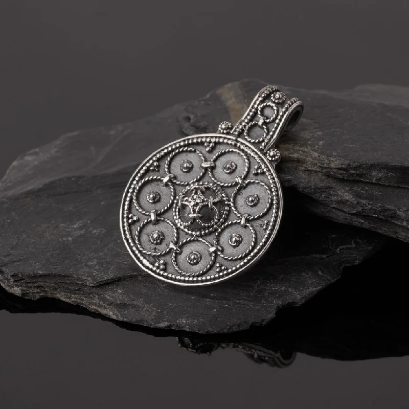 Premium Filigree Pendant, Silver