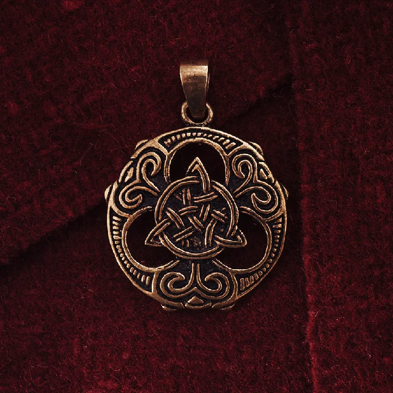 Triquetra Amulet, Bronze