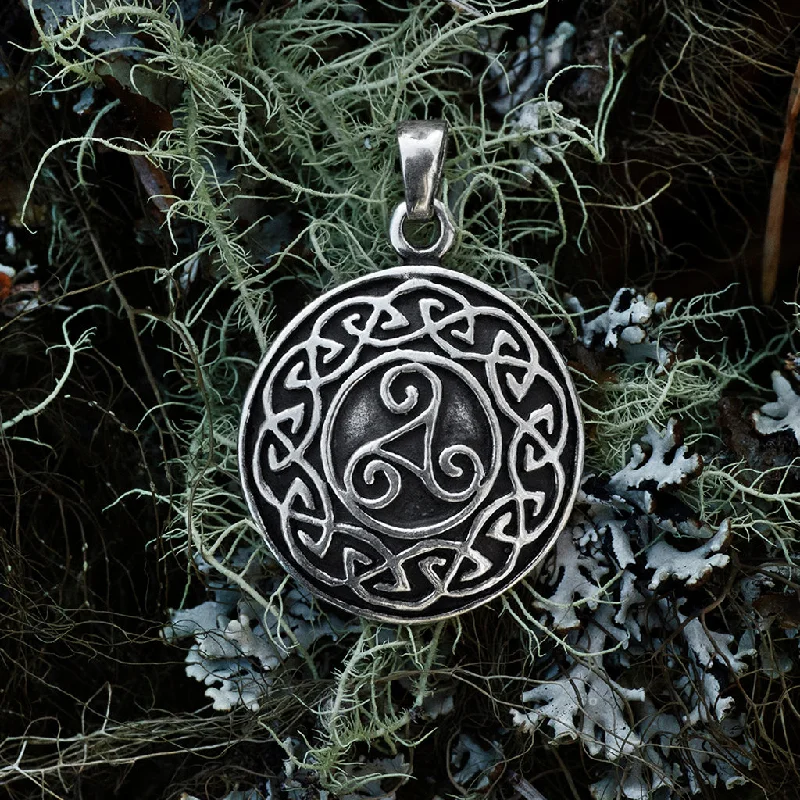 Triskele Amulet, Silver