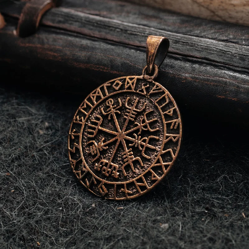 Vegvisir Amulet, Bronze